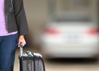 preluarea unei mașini de la Aeroportul Iași