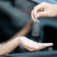 Predarea cheilor pentru un autoturism de închiriat în Iași